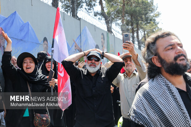 مراسم تشییع پیکر مطهر رهبر شهید انقلاب در تهران - ۷