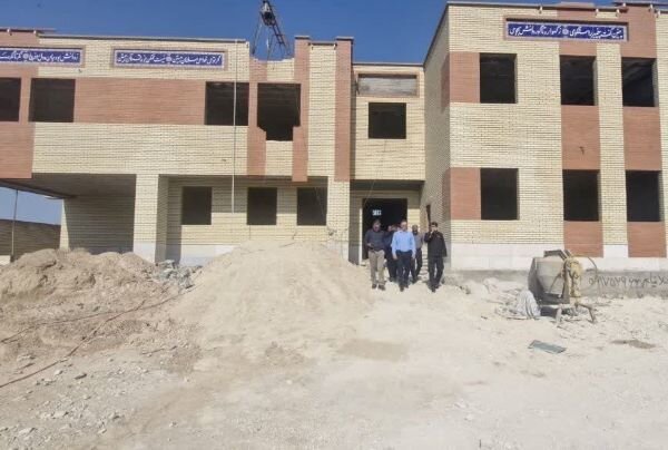 سلیمانی: توسعه فضاهای آموزشی تنگستان شتاب می‌گیرد
