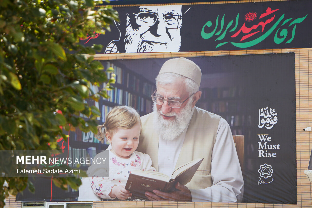 طوفان دلتنگی در مسیر بدرقه یار؛ ایران در رثای رهبر شهیدش برخاست
