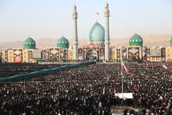 VIDEO: Mourners perform prayers for martyred Leader