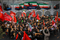 تشییع پیکر مطهر رهبر شهید انقلاب در قم - ۴