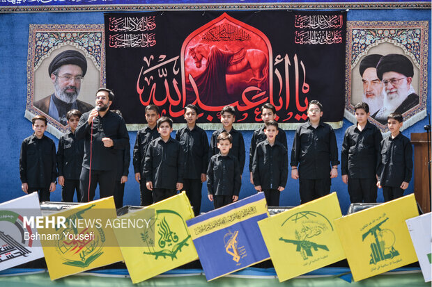 آیین «وداع با قائد شهید امت» در اراک
