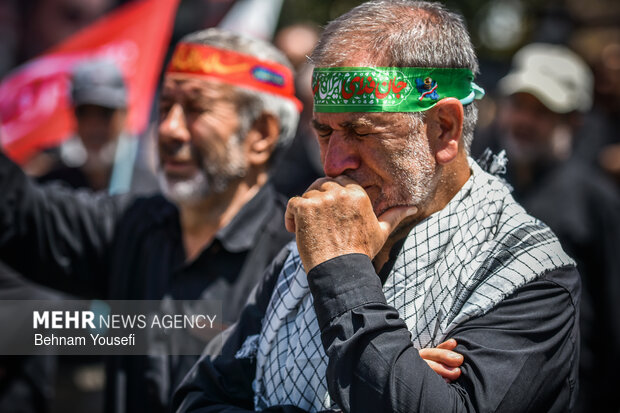 آیین «وداع با قائد شهید امت» در اراک