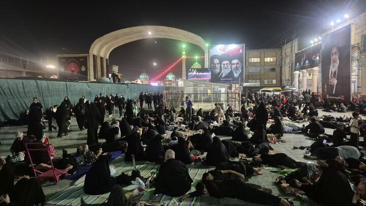 بیتوته زائران تشییع رهبر شهید در مسجد مقدس جمکران