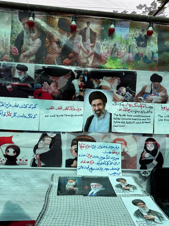 مطالبه انتقام سخت از قاتلان رهبر شهید توسط خواهران بسیجی پایگاه ایثار