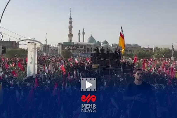 گزارش خبرنگار مهر از سیل جمعیت در مسیرهای منتهی به مسجد مقدس جمکران
