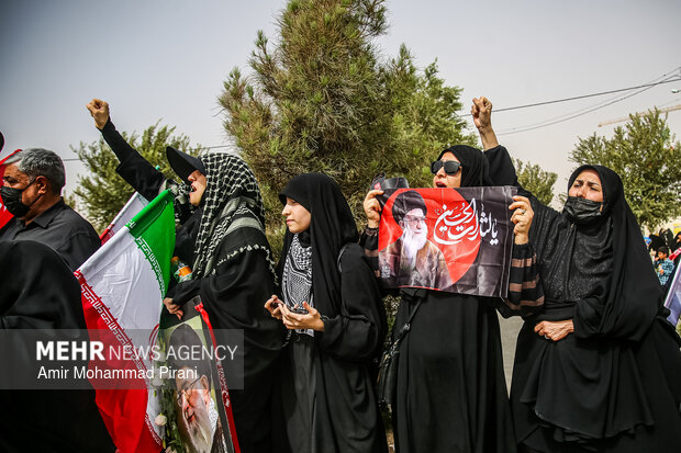 تشییع پیکر مطهر رهبر شهید انقلاب در قم