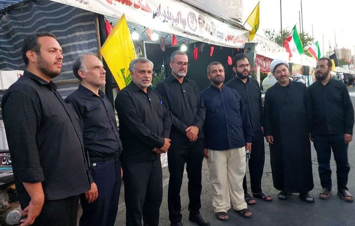 ۸۰ موکب مذهبی اصفهان در قم برای تشییع «رهبر شهید» برپا شد
