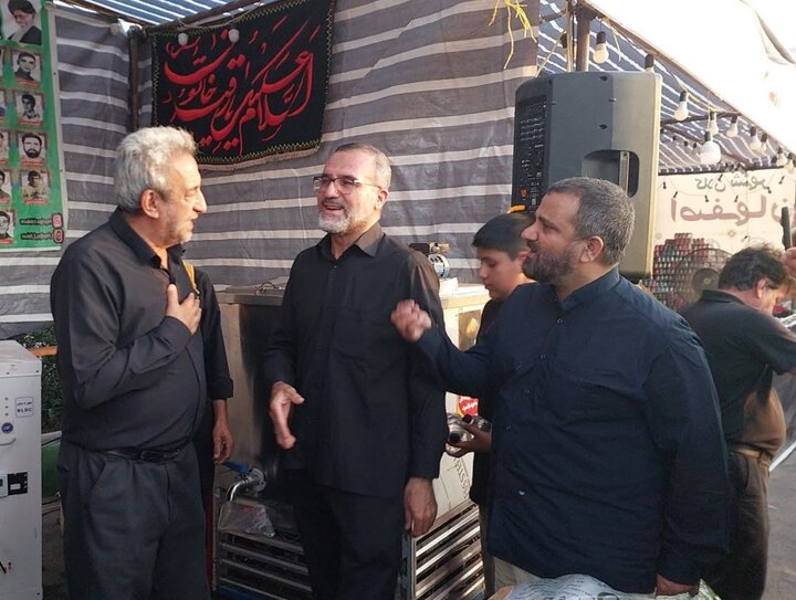 ۸۰ موکب مذهبی اصفهان در قم برای تشییع «رهبر شهید» برپا شد