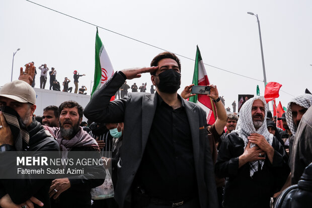 تشییع پیکر مطهر رهبر شهید انقلاب در قم