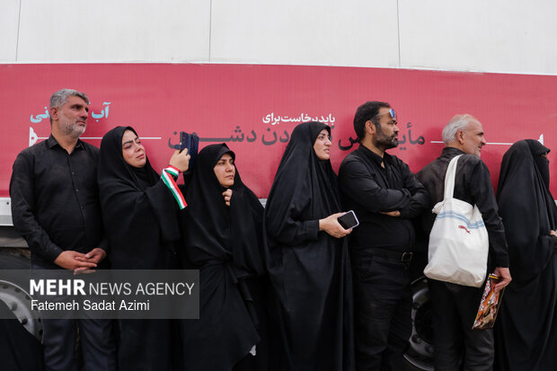 تشییع پیکر مطهر رهبر شهید انقلاب در قم