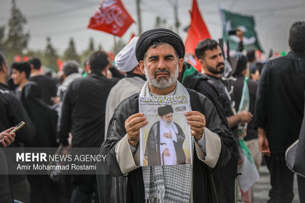 تشییع پیکر «آقای شهید ایران» در قم