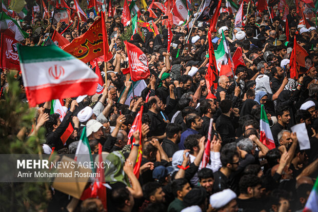 تشییع پیکر «آقای شهید ایران» در قم