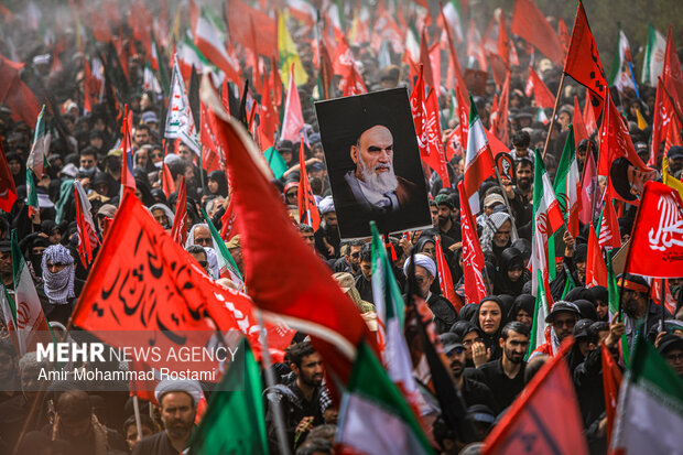 تشییع پیکر «آقای شهید ایران» در قم