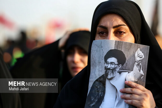 تشییع پیکر مطهر رهبر شهید انقلاب در قم