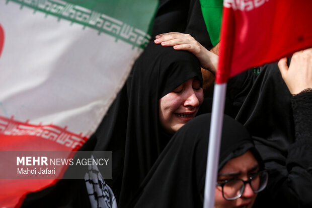 تشییع پیکر مطهر رهبر شهید انقلاب در قم