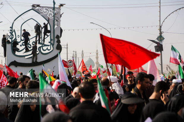 تشییع پیکر مطهر رهبر شهید انقلاب در قم