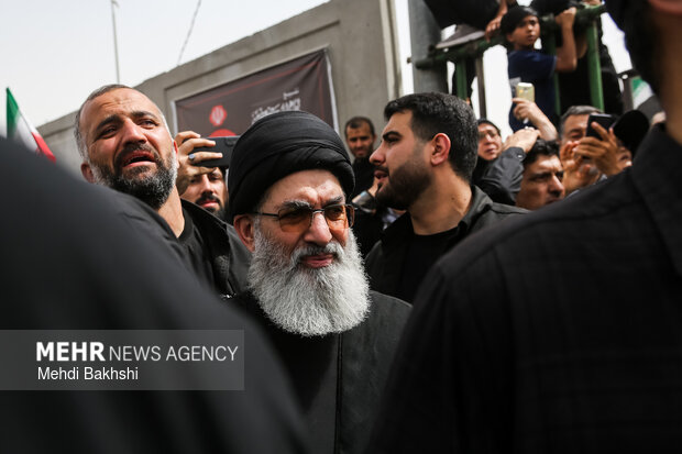 تشییع پیکر مطهر رهبر شهید انقلاب در قم