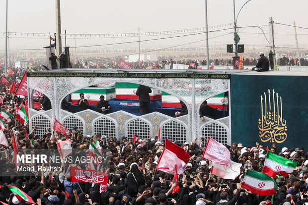 تشییع پیکر مطهر رهبر شهید انقلاب در قم