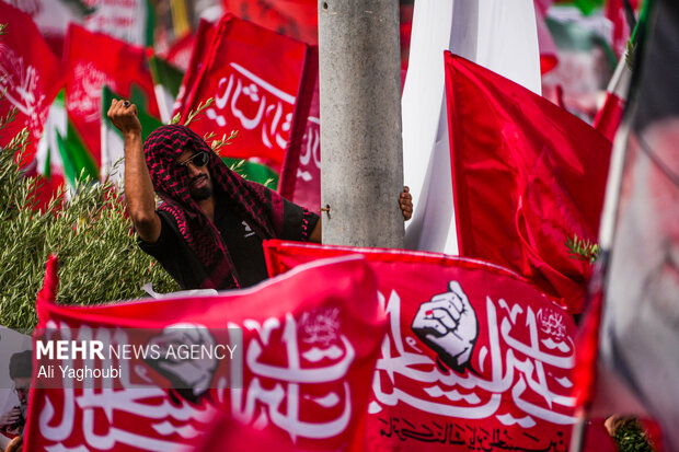 تشییع پیکر مطهر رهبر شهید انقلاب در قم