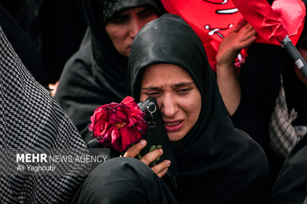 تشییع پیکر مطهر رهبر شهید انقلاب در قم