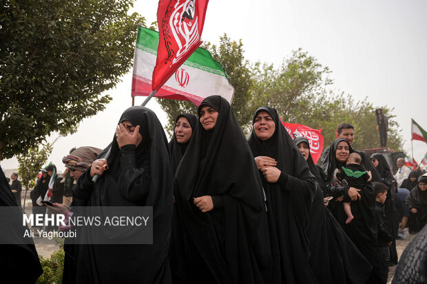 تشییع پیکر مطهر رهبر شهید انقلاب در قم