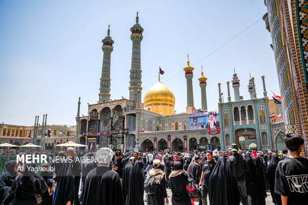 تشییع پیکر مطهر رهبر شهید انقلاب در قم