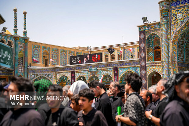 تشییع پیکر مطهر رهبر شهید انقلاب در قم
