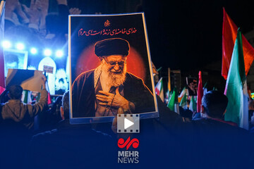 سیل جمعیت در بین الحرمین، ساعاتی پیش از آغاز مراسم تشییع رهبر شهید