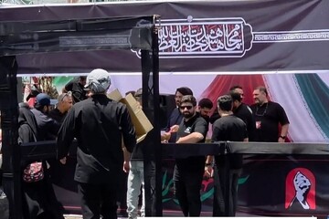 برپایی موکب «فدا» توسط فعالان اقتصاد دیجیتال در تشییع رهبر شهید