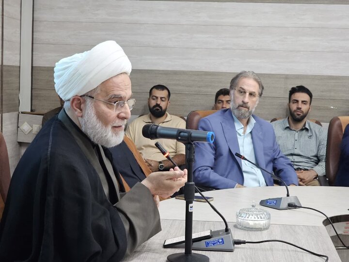 پورذهبی: جامعیت شخصیتی امام شهید رمز ماندگاری او میان رهبران جهان است
