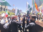 پاکستانی عقیدتمندوں کی رہبر انقلاب کی تشییع جنازہ میں شرکت