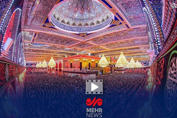 تصاویری از اقامه نماز بر پیکر آقای شهید در حرم مطهر حضرت عباس (ع)