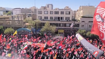 VIDEO: Funeral procession for martyred Leader in Mashhad