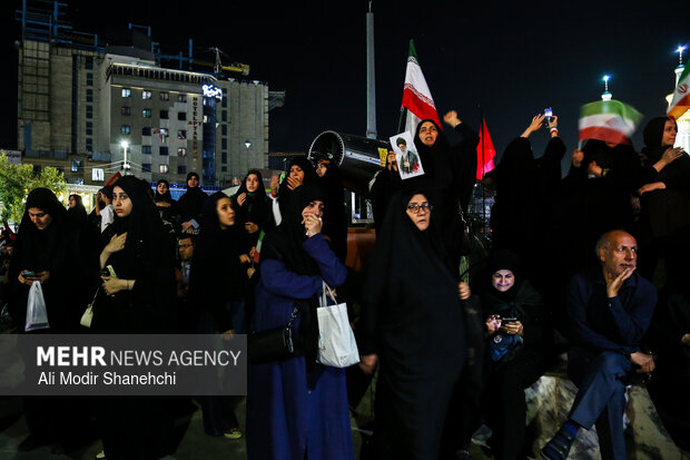مشهد در انتظار آقای شهید ایران