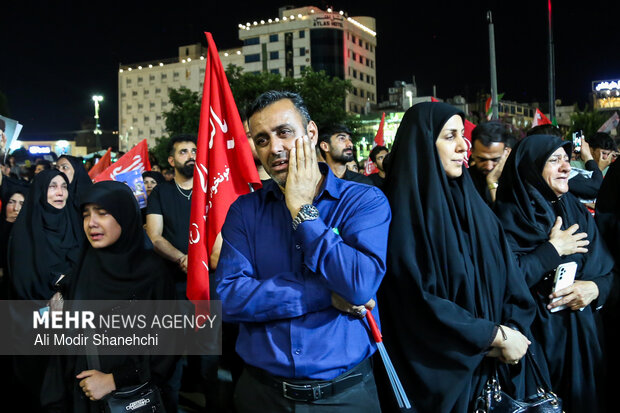 مشهد در انتظار آقای شهید ایران
