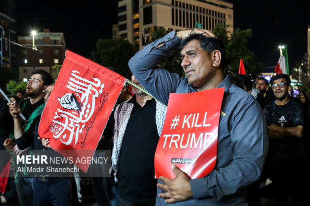 مشهد در انتظار آقای شهید ایران