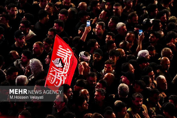 Funeral procession of martyred Leader in Karbala
