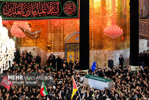 تشییع رهبر شهید انقلاب در کربلا
