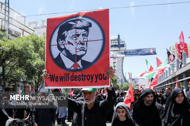 تشییع رهبر شهید انقلاب در مشهد - ۱