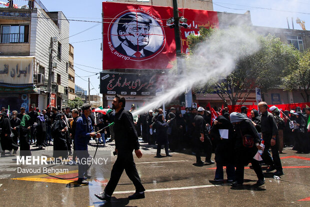 تشییع رهبر شهید انقلاب در مشهد - ۲