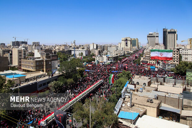 تشییع رهبر شهید انقلاب در مشهد - ۲