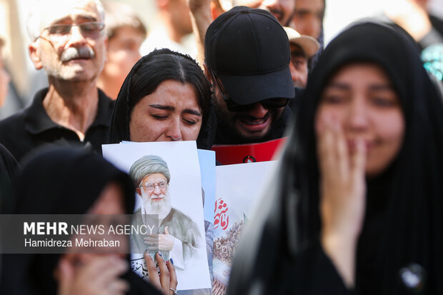 تشییع پیکر رهبر شهید انقلاب در مشهد - ۳