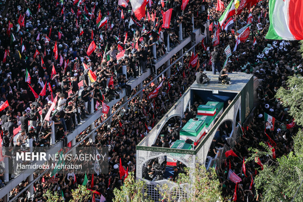 تشییع پیکر «آقای شهید ایران» در مشهد مقدس