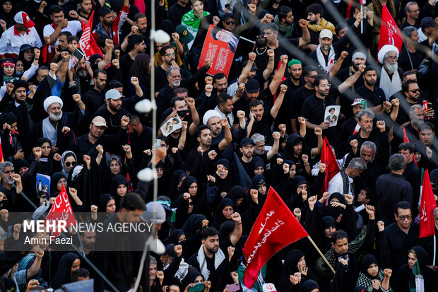 تشییع پیکر رهبر شهید انقلاب در مشهد - ۵
