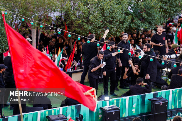 تشییع پیکر رهبر شهید انقلاب در مشهد - ۵