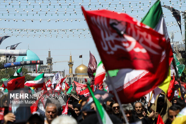 تشییع پیکر رهبر شهید انقلاب در مشهد - ۶
