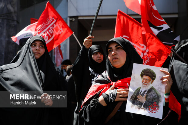 تشییع پیکر رهبر شهید انقلاب در مشهد - ۶