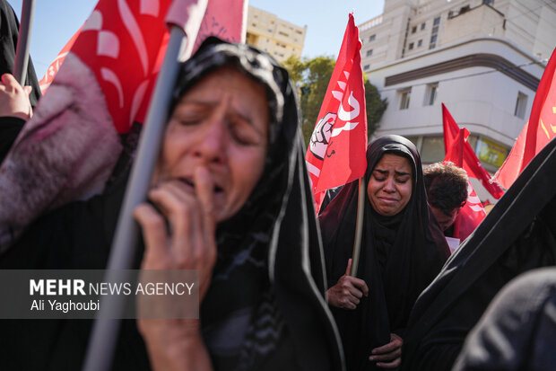 تشییع پیکر رهبر شهید انقلاب در مشهد - ۷
