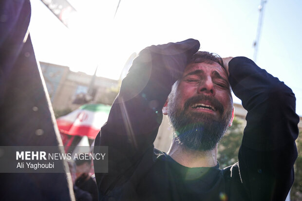 تشییع پیکر رهبر شهید انقلاب در مشهد - ۷